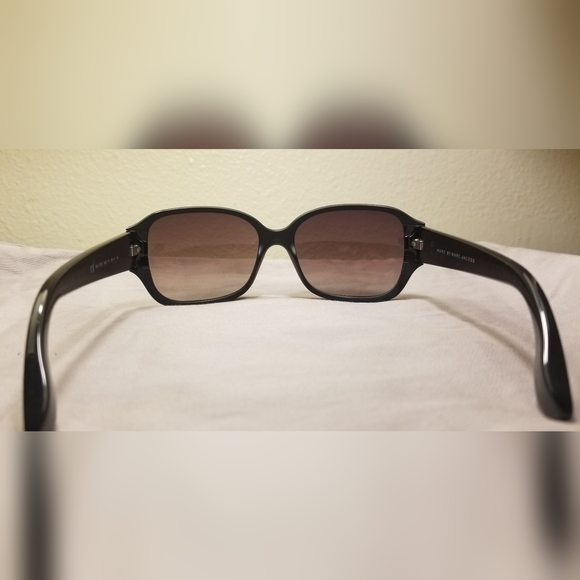 Marc by Marc Jacobs Sunglasses for Women, Good Condition, Black on Black w/Case - Picture 6 of 6